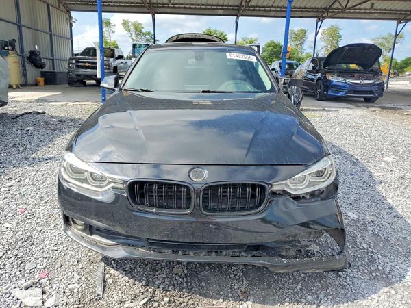 2018 BMW 320