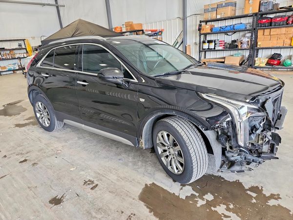 2019 CADILLAC XT4 Premium Luxury