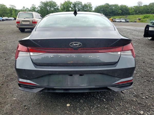 2022 HYUNDAI ELANTRA SEL