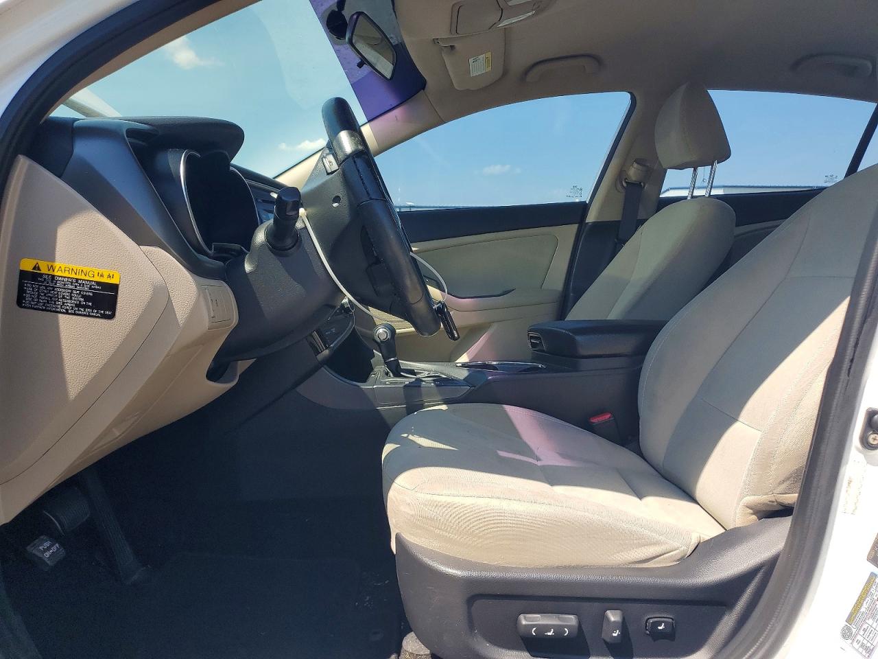 2015 KIA OPTIMA GL - Middle-low