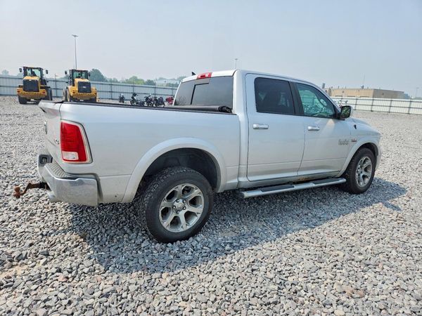2015 RAM 1500 LARAMIE CREW CAB 4X4