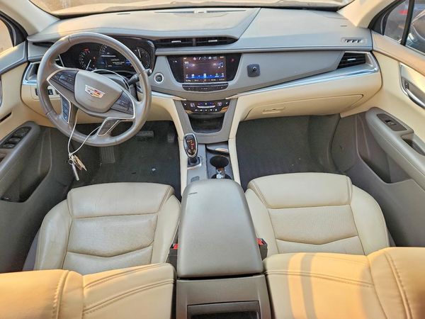 2018 CADILLAC XT5 Luxury