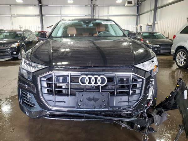 2023 AUDI Q8 quattro Premium Plus