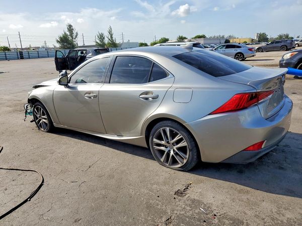 2018 LEXUS IS 300