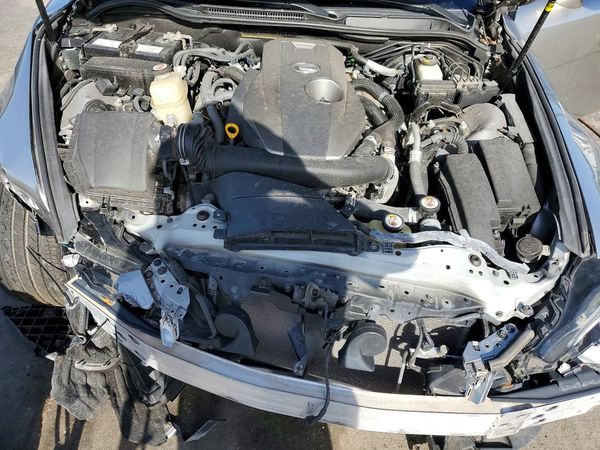 2018 LEXUS IS 300