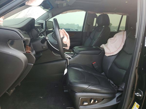 2017 CADILLAC ESCALADE