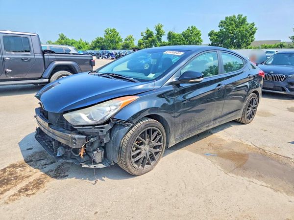 2013 HYUNDAI ELANTRA