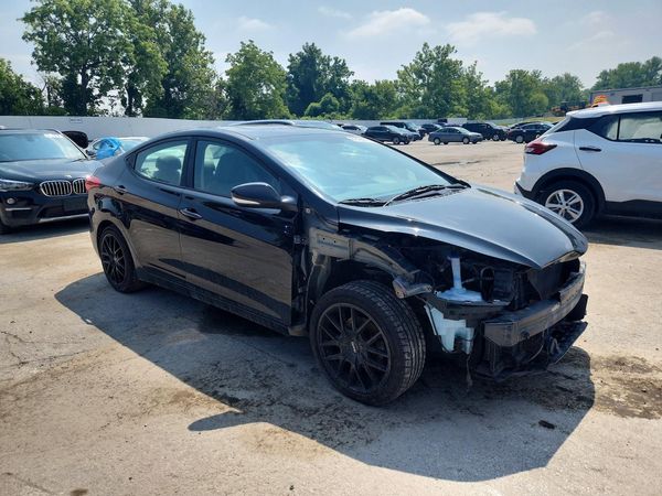 2013 HYUNDAI ELANTRA