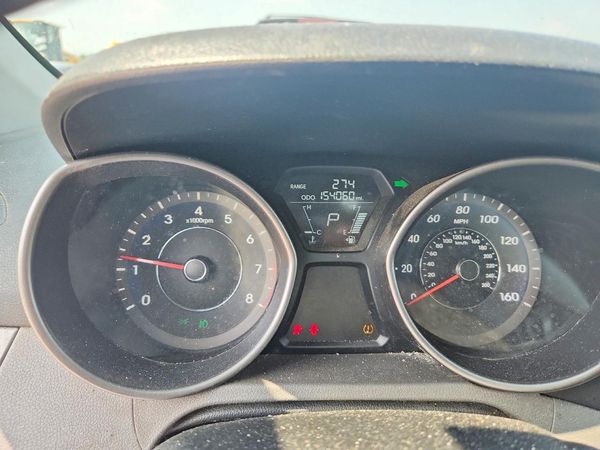 2013 HYUNDAI ELANTRA