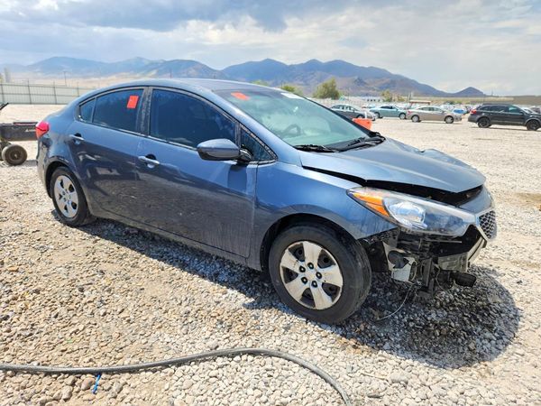 2016 KIA FORTE GL (Middle-Low Grade)