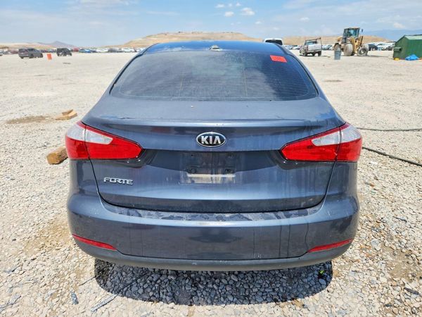 2016 KIA FORTE GL (Middle-Low Grade)
