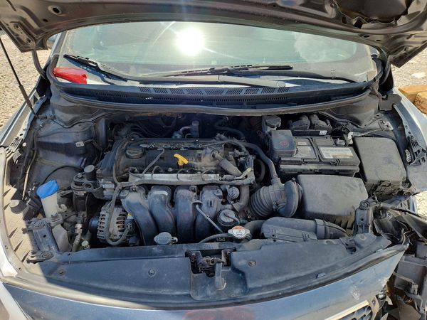 2016 KIA FORTE GL (Middle-Low Grade)