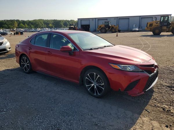 2019 TOYOTA CAMRY