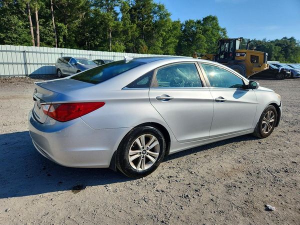2013 HYUNDAI SONATA GLS/ GLS Popular