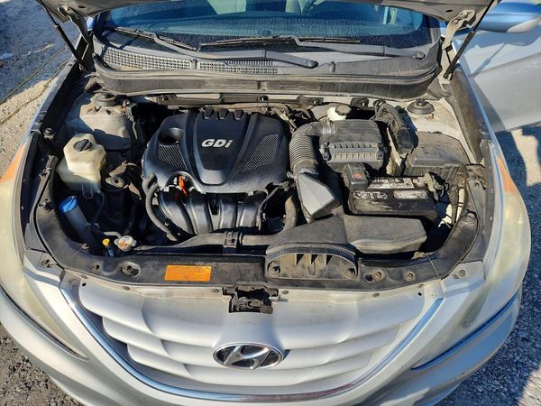 2013 HYUNDAI SONATA GLS/ GLS Popular