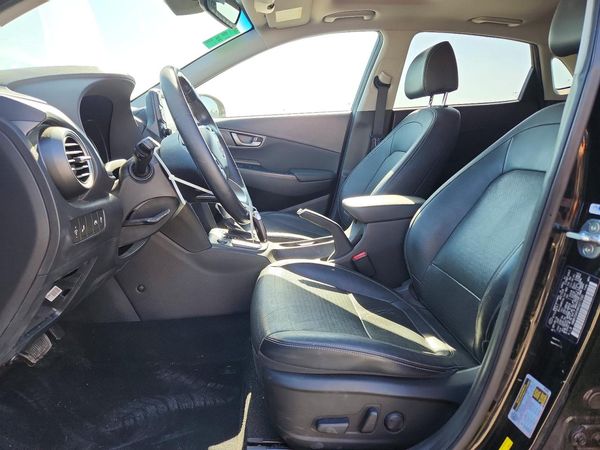 2019 HYUNDAI KONA Limited — DENT