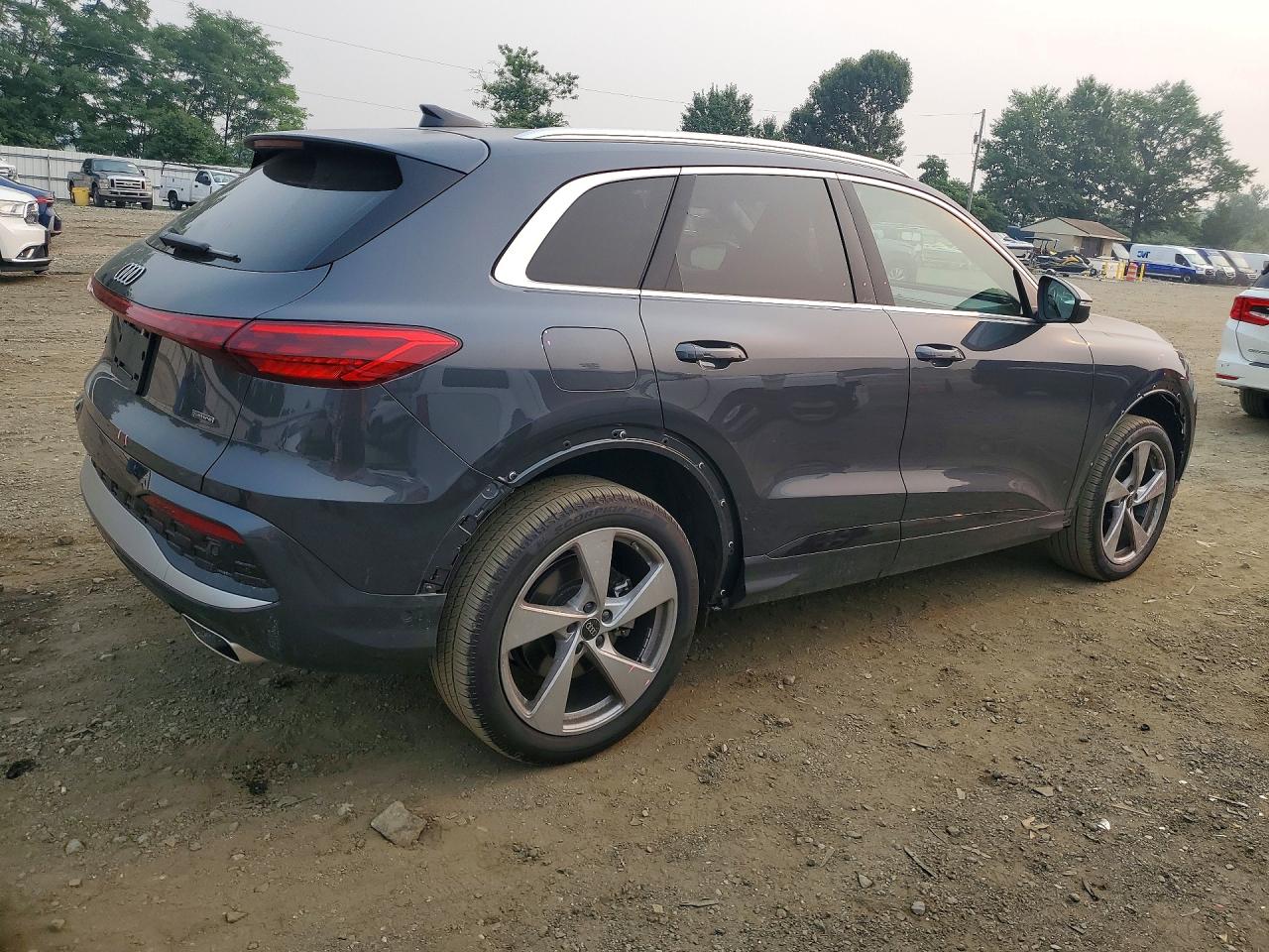 2025 AUDI Q5 quattro Premium Plus