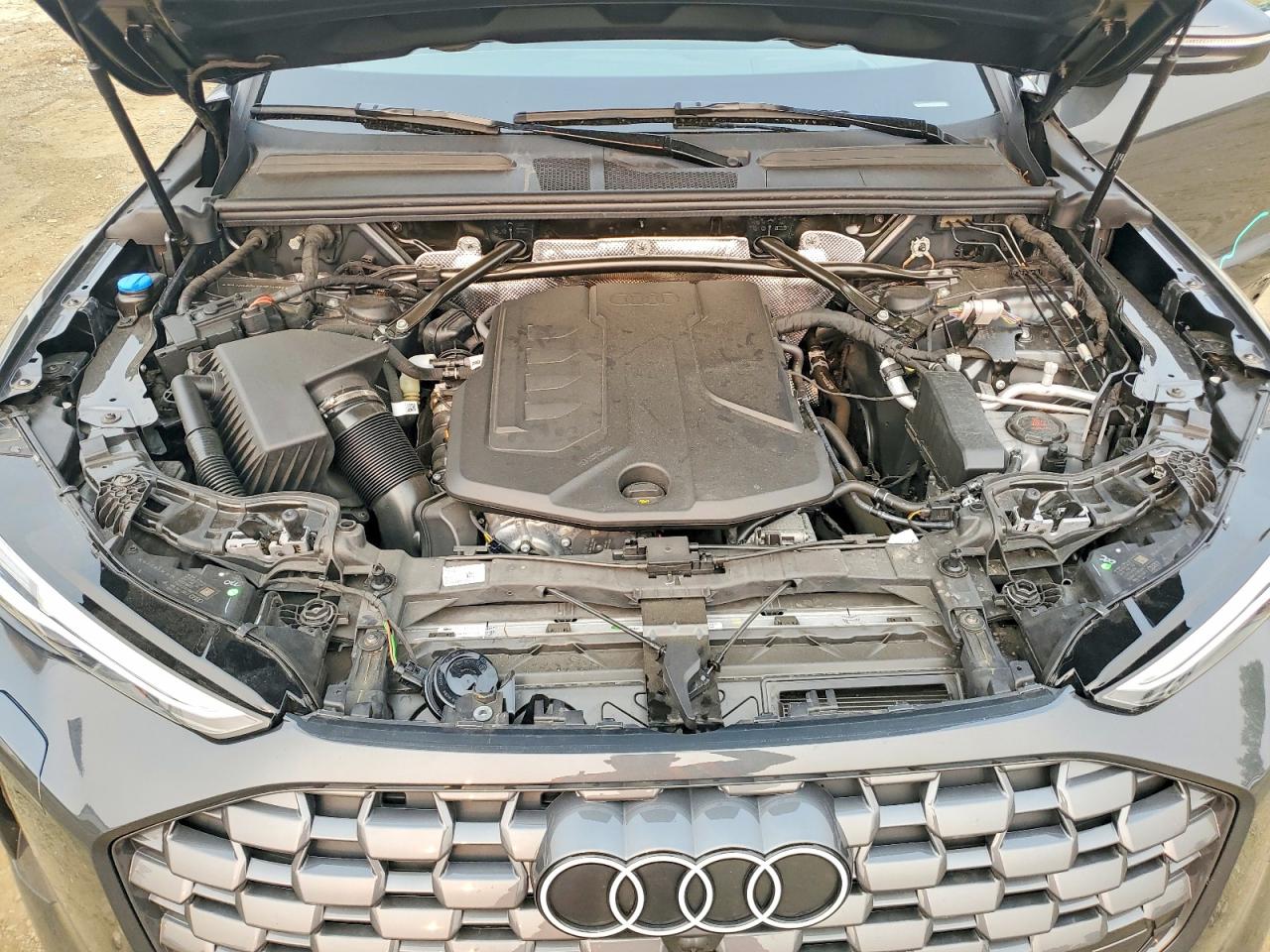 2025 AUDI Q5 quattro Premium Plus