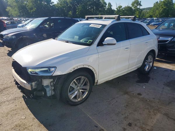 2016 AUDI Q3 quattro Premium Plus