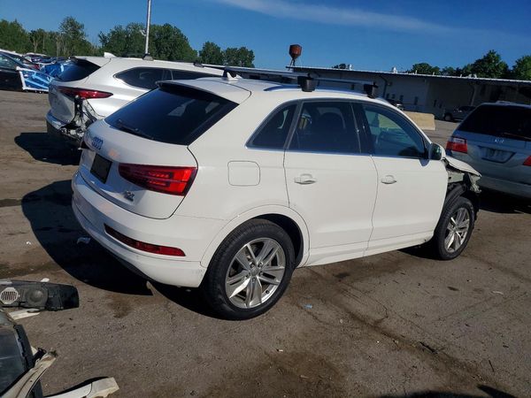 2016 AUDI Q3 quattro Premium Plus