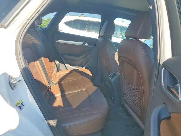 2016 AUDI Q3 quattro Premium Plus