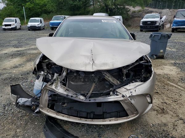 2015 TOYOTA CAMRY