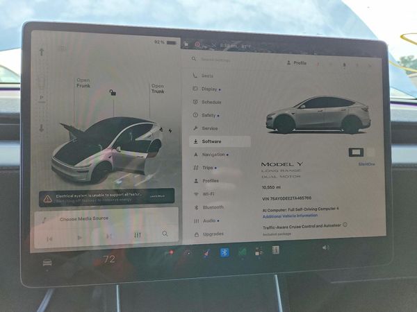 2026 TESLA MODEL Y