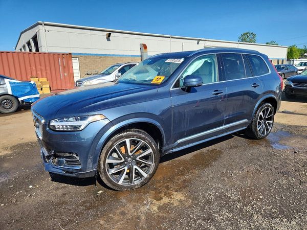 2024 VOLVO XC90 Plus Bright — Front 3/4
