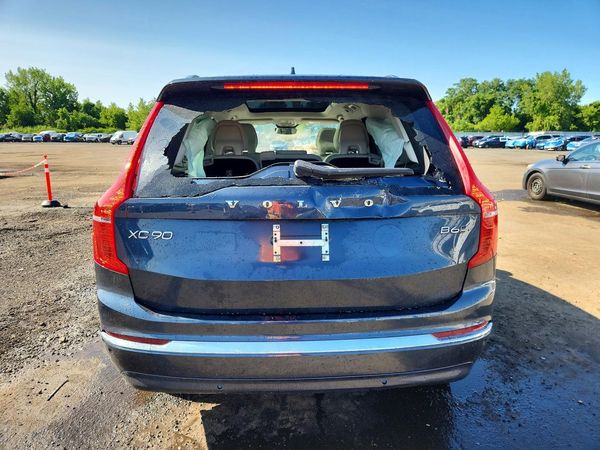 2024 VOLVO XC90 Plus Bright — DIRR