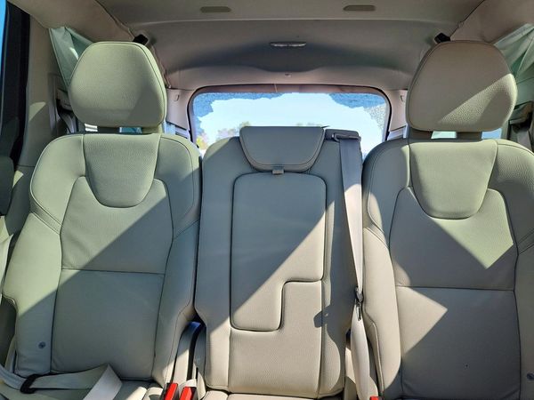 2024 VOLVO XC90 Plus Bright — SUVN