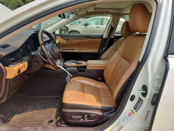 2016 LEXUS ES 350