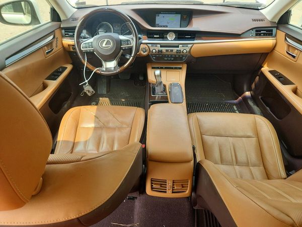 2016 LEXUS ES 350
