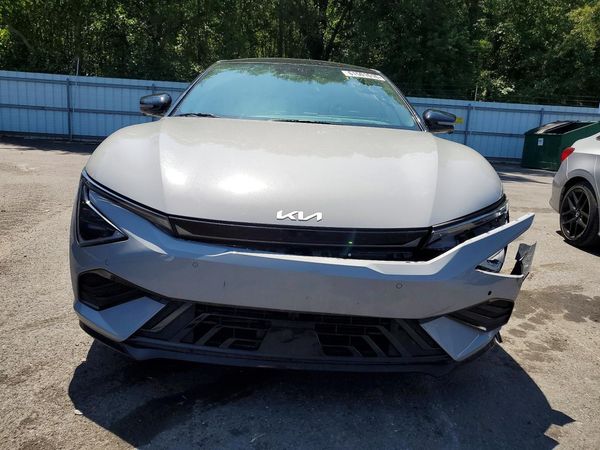 2025 KIA EV6