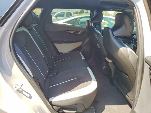 2025 KIA EV6