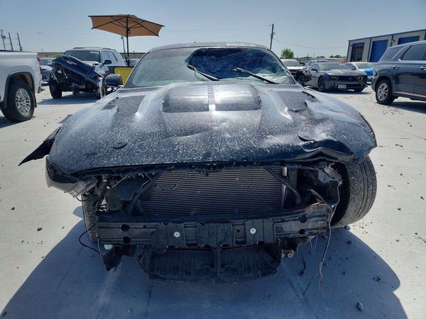 2022 FORD MUSTANG