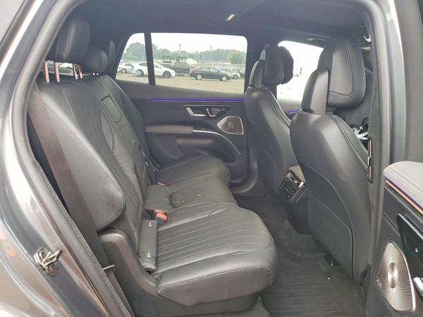 2023 MERCEDES-BENZ EQS SUV