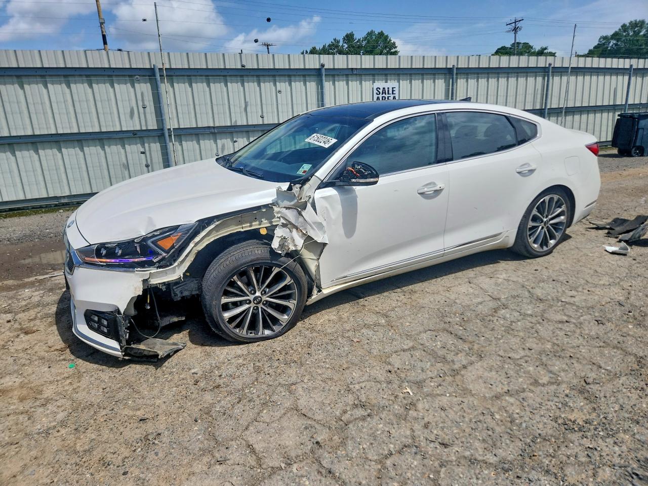 2017 KIA CADENZA