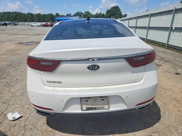 2017 KIA CADENZA