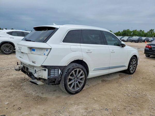 2018 AUDI Q7 quattro Premium Plus