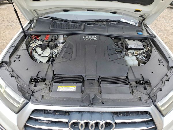 2018 AUDI Q7 quattro Premium Plus