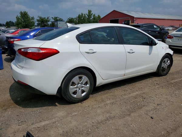 2016 KIA FORTE GL (Middle-Low Grade)