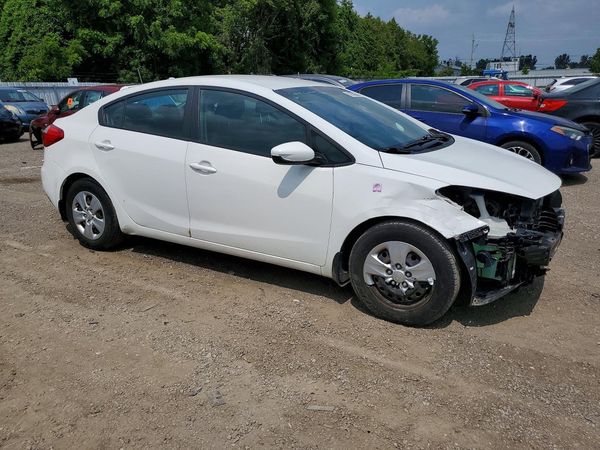 2016 KIA FORTE GL (Middle-Low Grade)