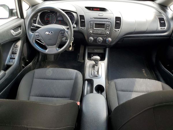 2016 KIA FORTE GL (Middle-Low Grade)