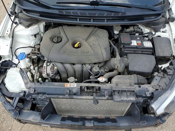 2016 KIA FORTE GL (Middle-Low Grade)