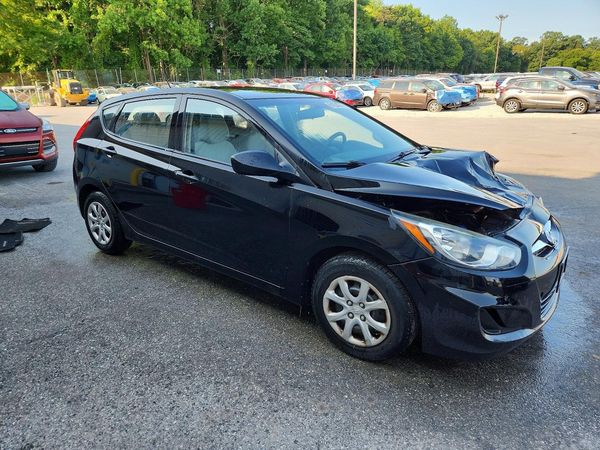 2014 HYUNDAI ACCENT