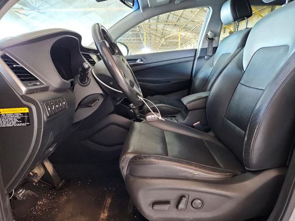 2016 HYUNDAI TUCSON