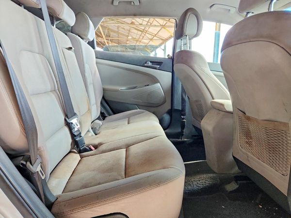 2016 HYUNDAI TUCSON