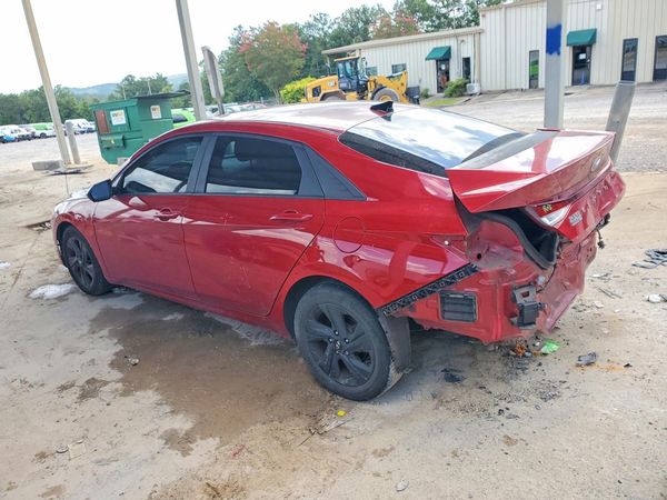 2022 HYUNDAI ELANTRA SEL w/ Convenience Pkg