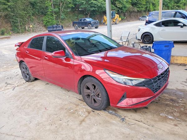 2022 HYUNDAI ELANTRA SEL w/ Convenience Pkg