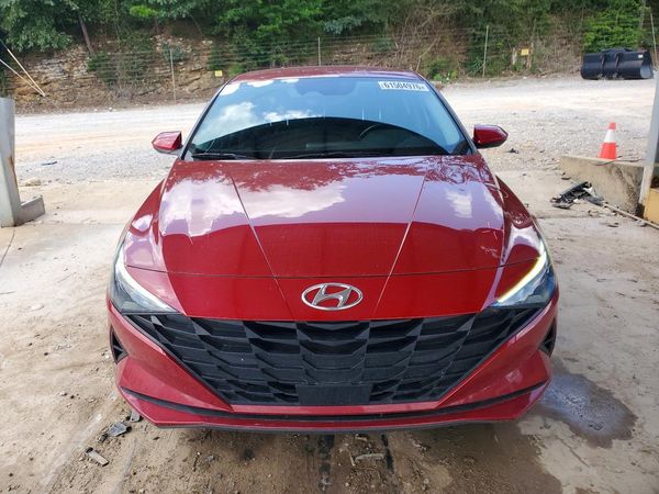 2022 HYUNDAI ELANTRA SEL w/ Convenience Pkg